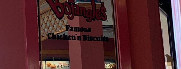Bojangles' Famous Chicken 'n Biscuits is one of Posti che sono piaciuti a Matthew.