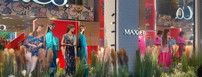 Max&Co. is one of Negozi.