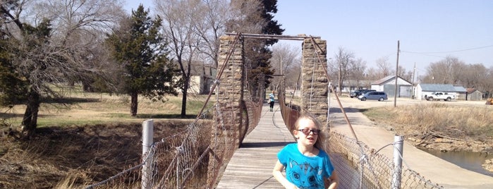 Moline Swinging Bridge is one of Lugares favoritos de Josh.