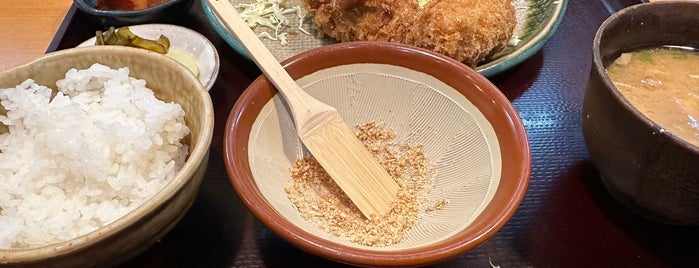 とんかつ しお田 is one of 和食.