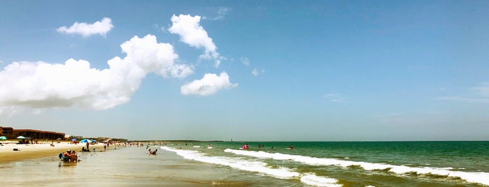 Cape Canaveral Beach is one of Orte, die John gefallen.