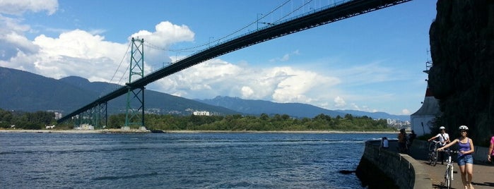 Lions Gate Bridge is one of Vancouver Spots.