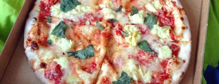 Pizza Letná is one of Veronicaさんのお気に入りスポット.