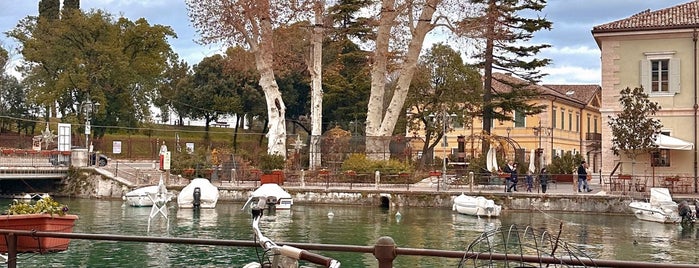 Bell'arrivo Caffè is one of Lago di Garda.