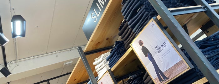 Levi's Store is one of ANTWRP WKND.