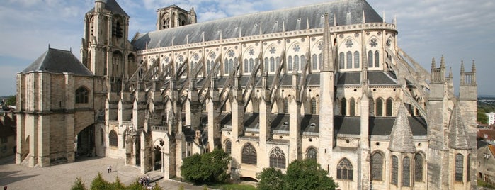 Cathédrale Saint-Étienne de Bourges is one of Centre des monuments nationaux.