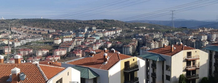 Pelikan Park Evleri - Zekerıyakoy (Kilyos) is one of Tempat yang Disukai Hatice.