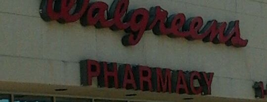 Walgreens is one of Tempat yang Disukai Don.