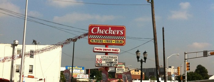 Checkers is one of Tyrellさんのお気に入りスポット.