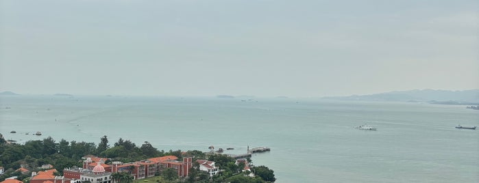 日光岩 is one of Xiamen.