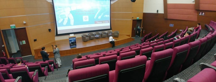 Mochtar Riady Auditorium, SMU Admin Building is one of Singapore Bonus.