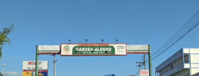 Várzea Alegre is one of Cidades.