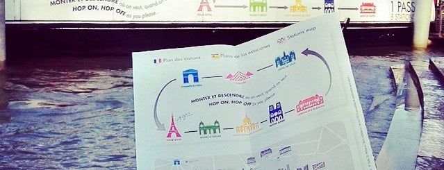 Batobus [Tour Eiffel] is one of Paris!.