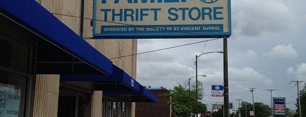 St. Vincent de Paul Thrift Store is one of Cheritaさんのお気に入りスポット.