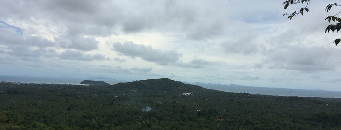 Phaeng Waterfall National Park is one of Thai.