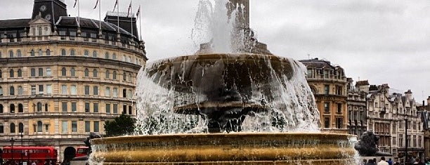 East Trafalgar Square Fountain is one of Posti che sono piaciuti a Ayşem.