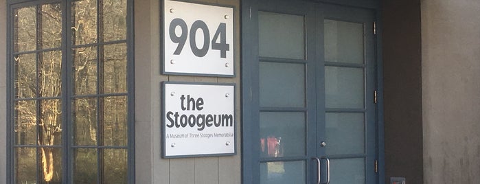 Stoogeum is one of Locais curtidos por Cory.