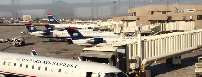 Bakersfield Meadows Field Airport (BFL) is one of International Airports Worldwide - 2.