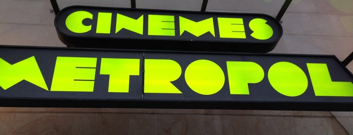 Cinemes Metropol is one of Locais curtidos por Víctor.