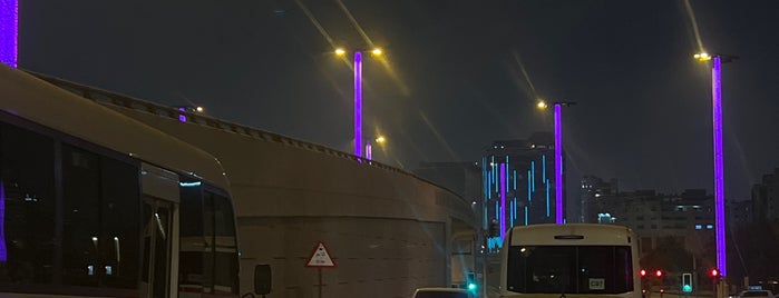 Ras Bu Aboud Flyover is one of Karol’s Liked Places.