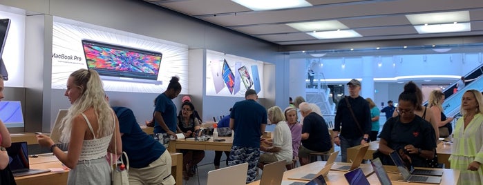 Apple Bentall Centre is one of Apple Stores (United Kingdom).