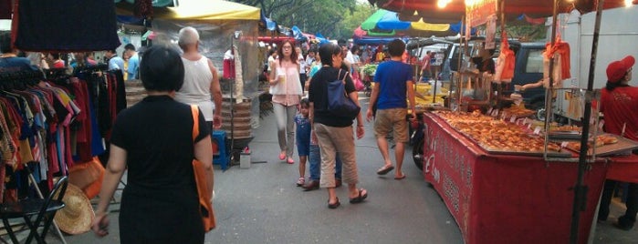 Pasar Malam Sri Petaling (Friday) is one of Tempat yang Disimpan Fred'L.