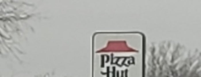 Pizza Hut is one of Monday mow list.