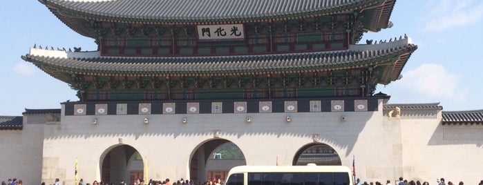 Gwanghwamun is one of Guide to Seoul.