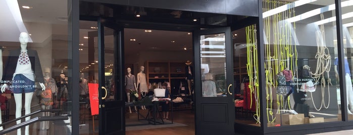 J.Crew is one of Guide to Los Angeles's best spots.