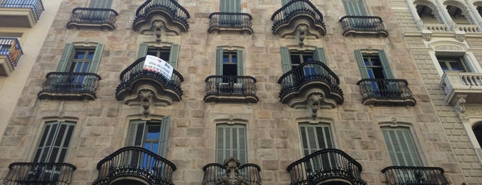 Casa Calvet is one of Guide to Barcelona.
