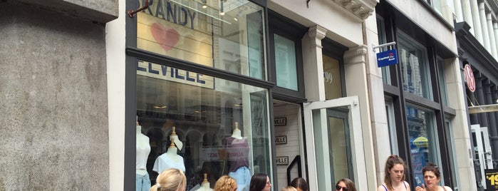 Brandy Melville is one of Guide to New York City.