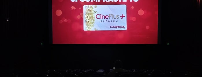 Cinemark is one of Lieux qui ont plu à Leonardo.