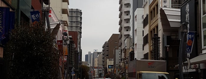 ORANGE STREET is one of CD Shinjuku.