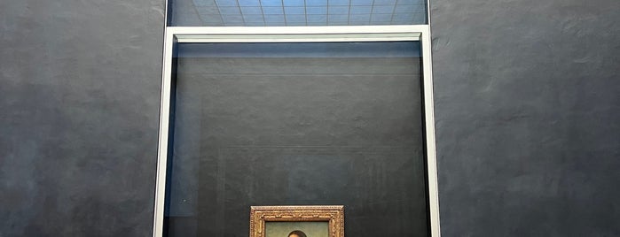 Mona Lisa | A Gioconda is one of Locais curtidos por Leslie.