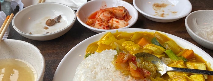 Mill Korean Restaurant is one of Uptown Neighborhood Finds.