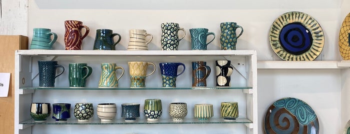 claireware Pottery is one of Parkwanus.