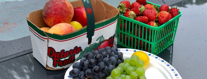 Fruit Stand is one of Niagara On The Lake.
