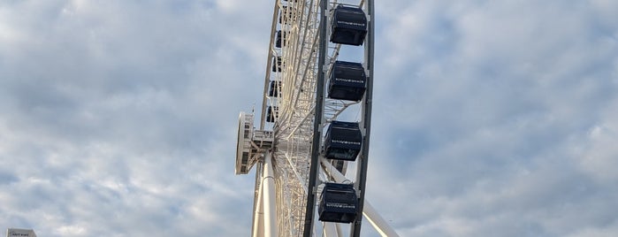 Centennial Wheel is one of Chitown 2019.