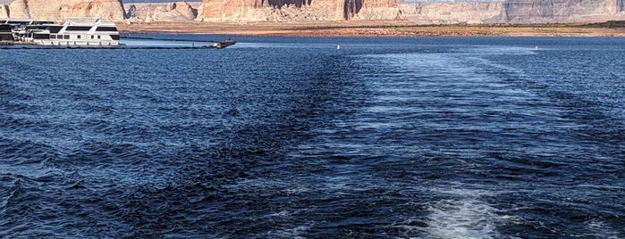 Lake Powell is one of MURICA Road Trip.