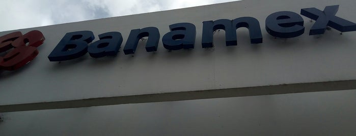 Banamex is one of Karen M.さんのお気に入りスポット.
