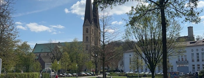 Bielefeld is one of Orte, die Şakir gefallen.