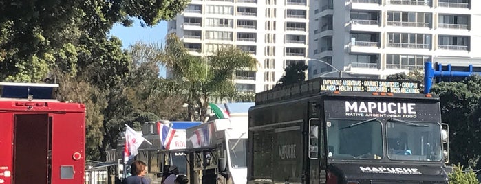 Santa Monica Food Truck Lot is one of Holiday.
