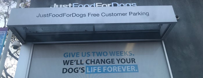 JustFoodForDogs is one of Pet Friendly Joints.