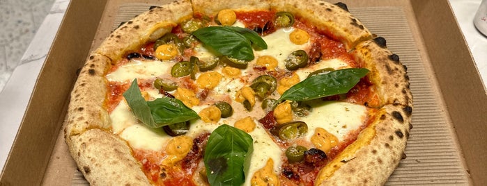 Let’s Pizza is one of Italian restaurant 🍕🍝 ( Riyadh 🇸🇦 ).