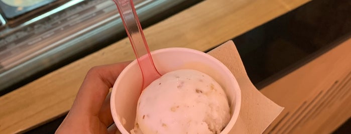 iberry Fruit Café is one of Must-visit Ice Cream Shops in Pathum Wan.