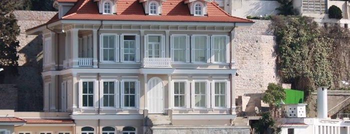 Öztek Mimarlik Restorasyon is one of Homes.