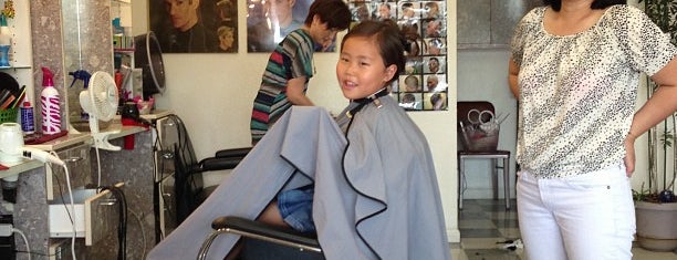 Hair Spa Salon is one of Tempat yang Disimpan JRA.