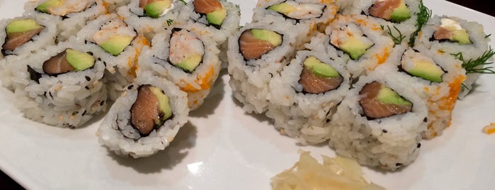 Sushi Q is one of Locais curtidos por V͜͡l͜͡a͜͡d͜͡y͜͡S͜͡l͜͡a͜͡v͜͡a͜͡.