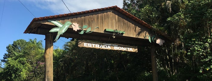 Estrada Bonita is one of Por que eu amo Joinville?.