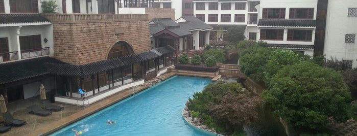 Pan Pacific Suzhou Hotel is one of Orte, die Monica gefallen.